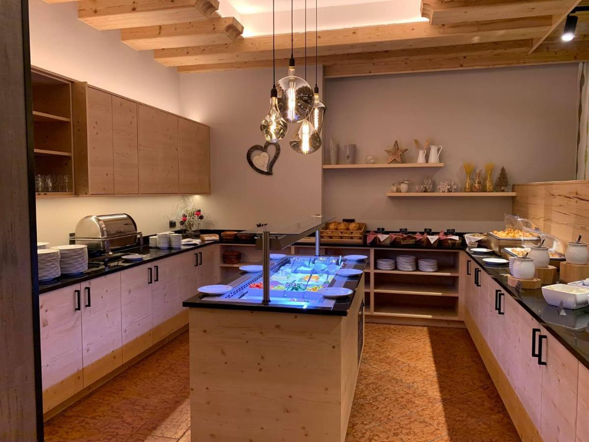 Hotel Alpenrose Muehlbach Am Hochkoenig Екстериор снимка